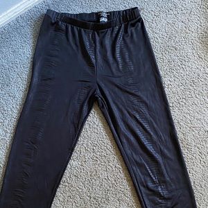 Zara Snake skin leggings